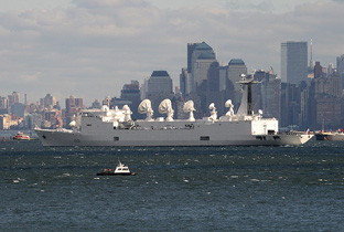 SHIPBOARD TRACKING RADAR