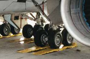 PESAJE AVION EN UNA PARADA PESAJE AVION EN UNA PARADA